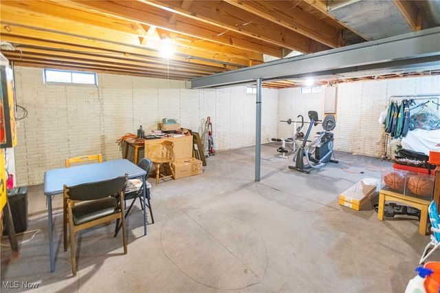 25148 Tara Lynn Drive, North Olmsted, OH 44070