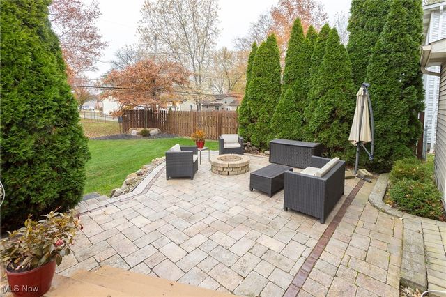 25148 Tara Lynn Drive, North Olmsted, OH 44070