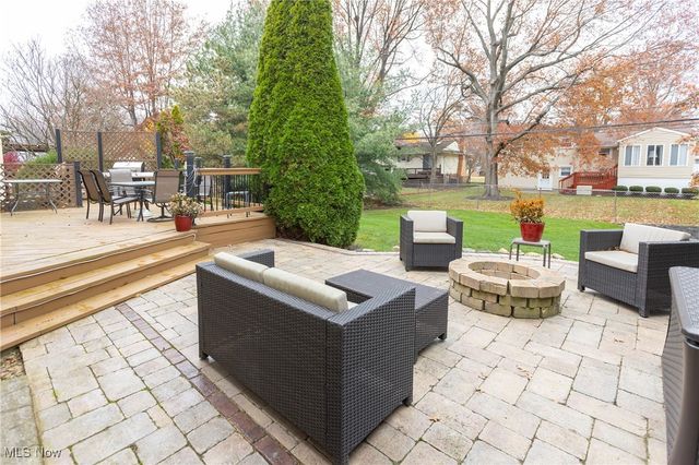 25148 Tara Lynn Drive, North Olmsted, OH 44070