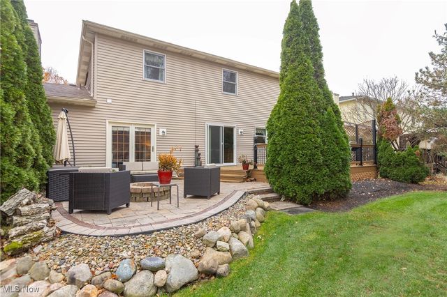 25148 Tara Lynn Drive, North Olmsted, OH 44070