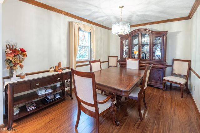 25148 Tara Lynn Drive, North Olmsted, OH 44070