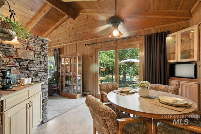 1155 E Victory Rd., Boise, ID 83706