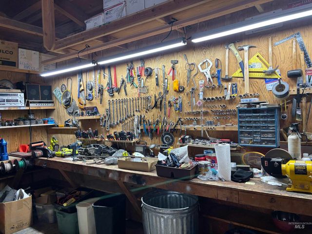 1155 E Victory Rd., Boise, ID 83706