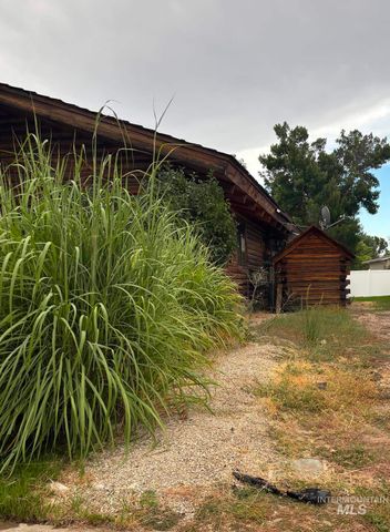 1155 E Victory Rd., Boise, ID 83706