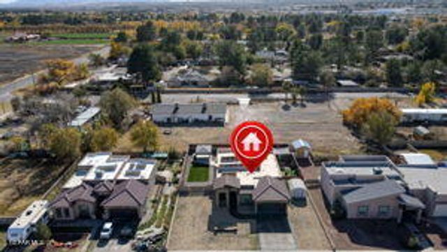 1012 MAXIMO Drive, El Paso, TX 79932