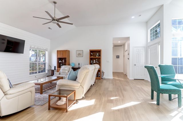 1324 Old Mill Lane, Mount Pleasant, SC 29464