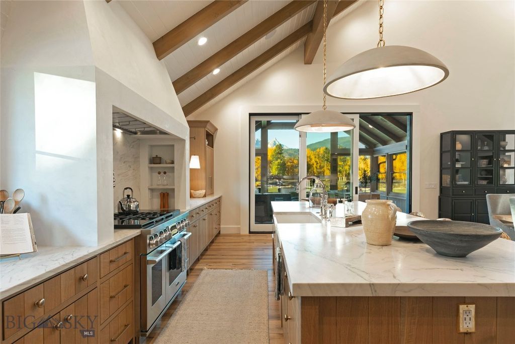 Address unavailable. photo 25