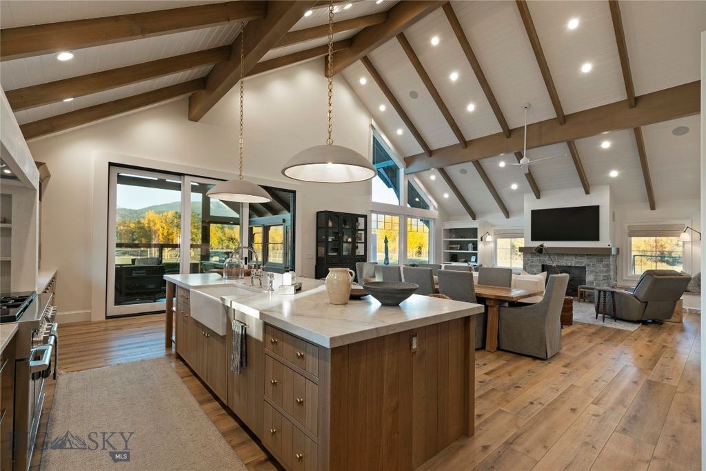 Address unavailable. photo 27