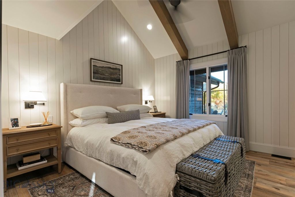 Address unavailable. photo 35