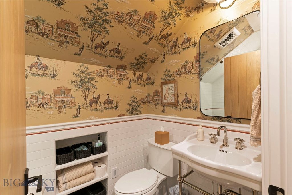 Address unavailable. photo 54