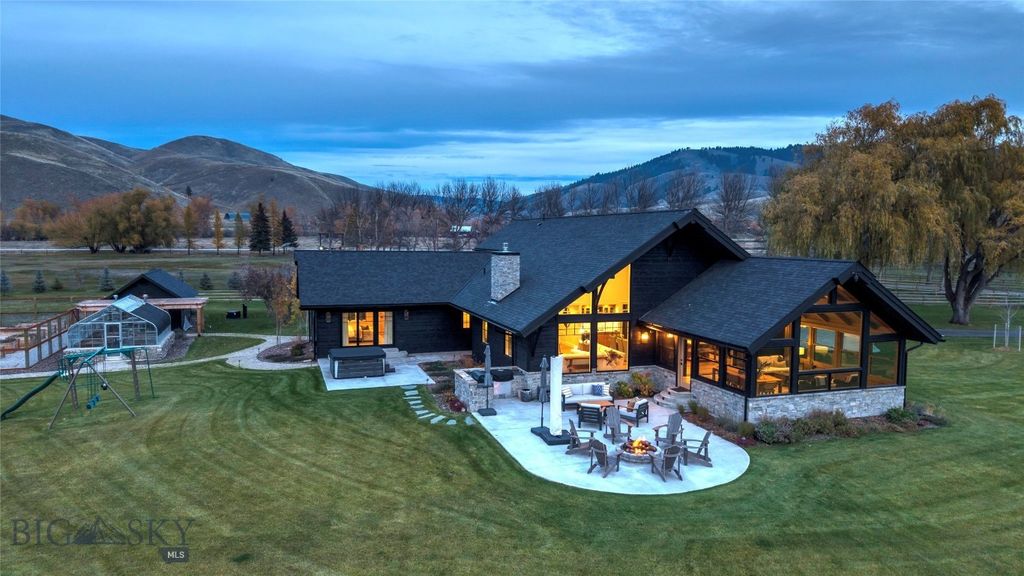 Address unavailable. photo 68