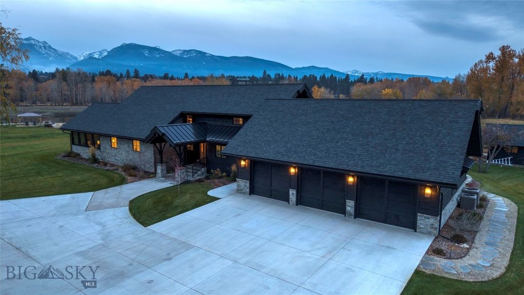 Address unavailable. photo 73