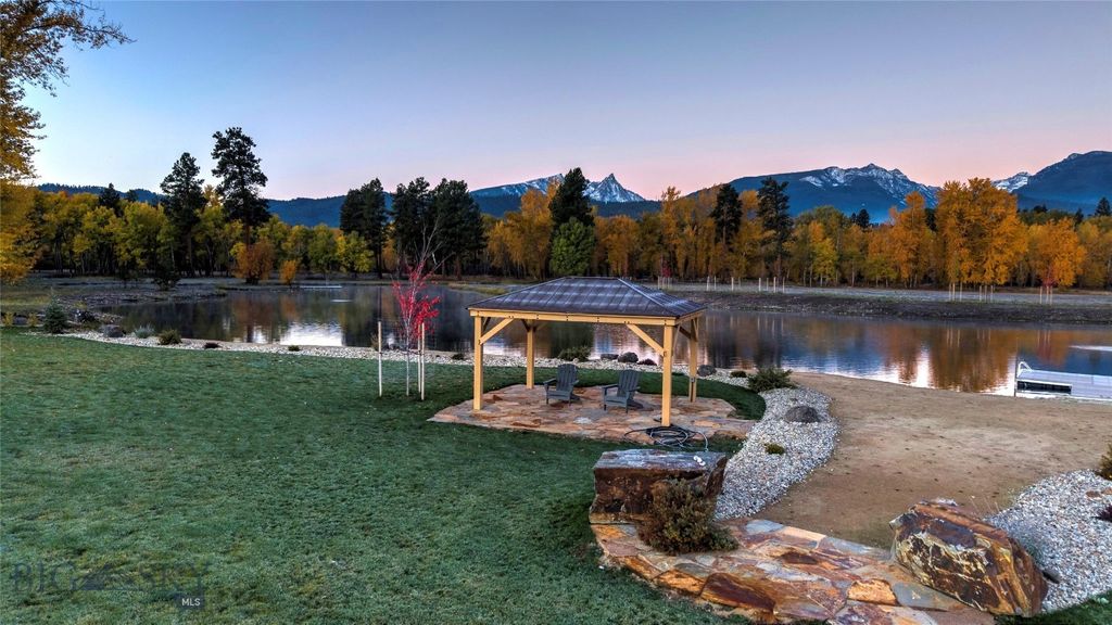 Address unavailable. photo 78