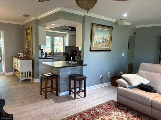 2204 SE 15th TER, Cape Coral, FL 33990