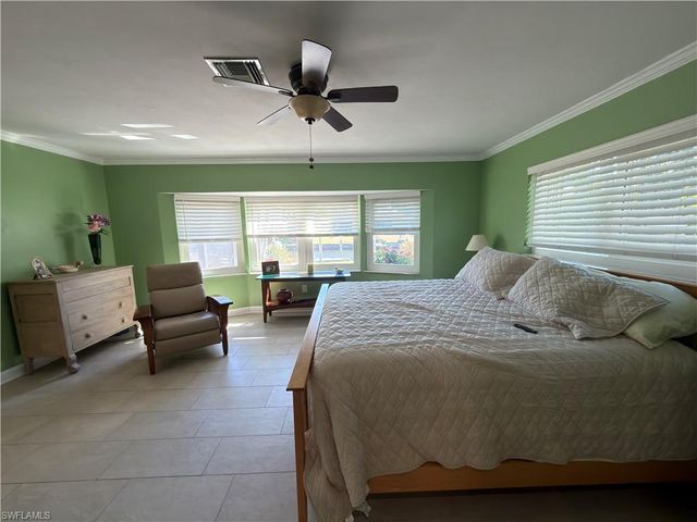 2204 SE 15th TER, Cape Coral, FL 33990