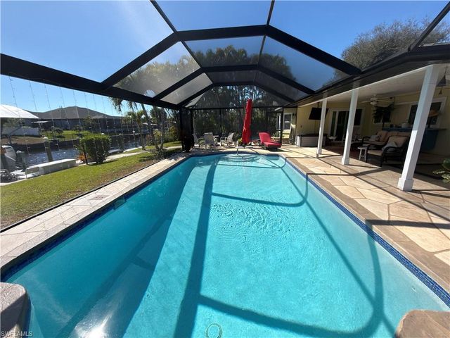 2204 SE 15th TER, Cape Coral, FL 33990