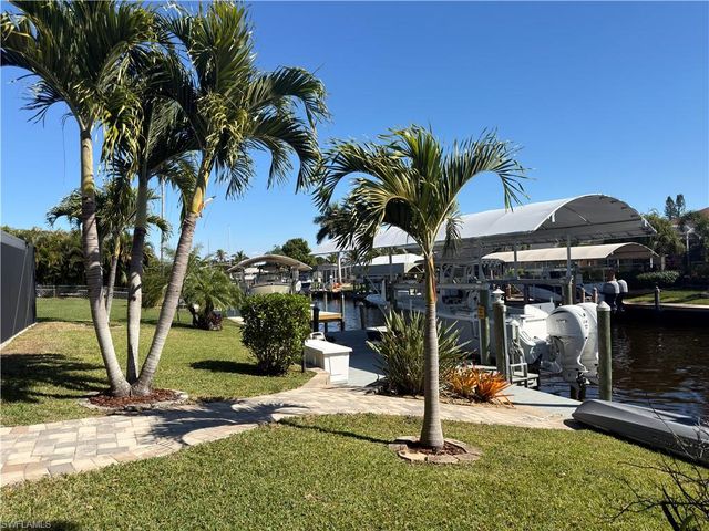 2204 SE 15th TER, Cape Coral, FL 33990