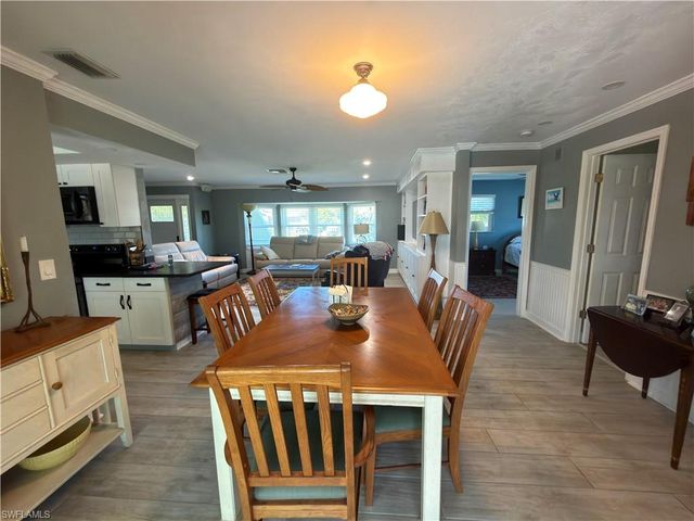 2204 SE 15th TER, Cape Coral, FL 33990