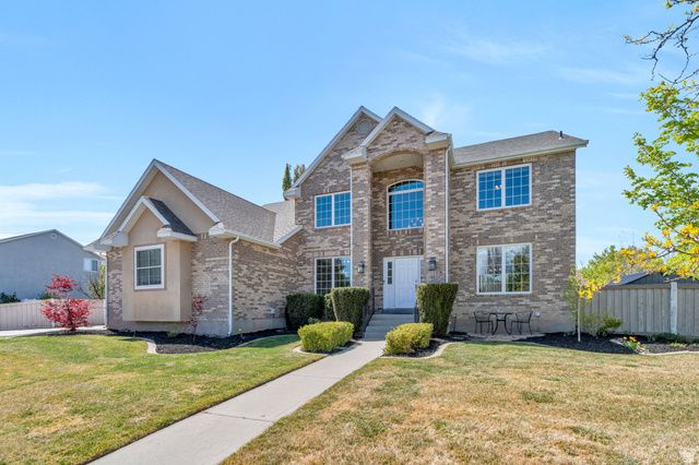9842 S 3265 W, South Jordan, UT 84095