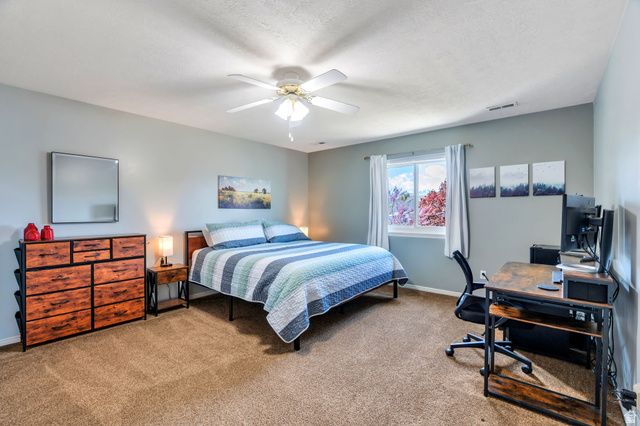 9842 S 3265 W, South Jordan, UT 84095