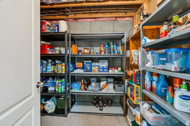 9842 S 3265 W, South Jordan, UT 84095