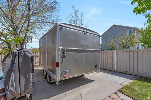 9842 S 3265 W, South Jordan, UT 84095