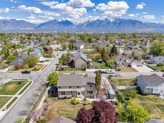 9842 S 3265 W, South Jordan, UT 84095