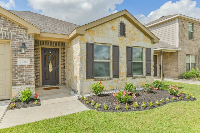 21054 Wenze Lane, New Caney, TX 77357