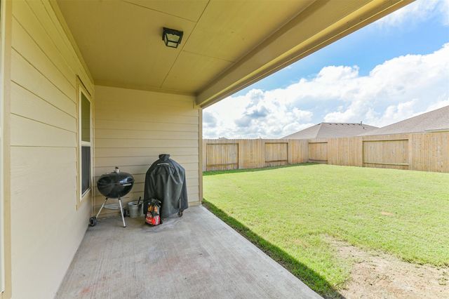 21054 Wenze Lane, New Caney, TX 77357