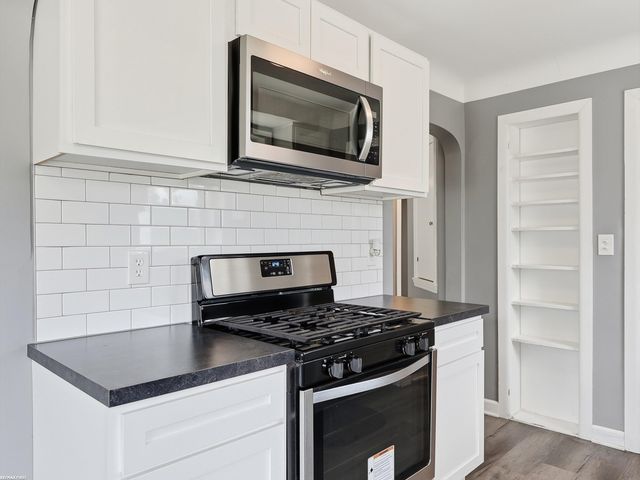 25750 Send Street, Roseville, MI 48066