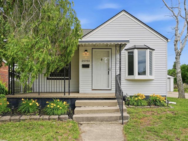 25750 Send Street, Roseville, MI 48066