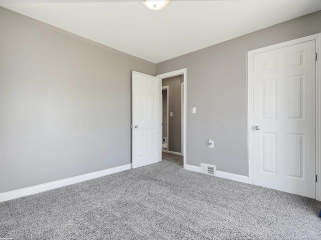 25750 Send Street, Roseville, MI 48066