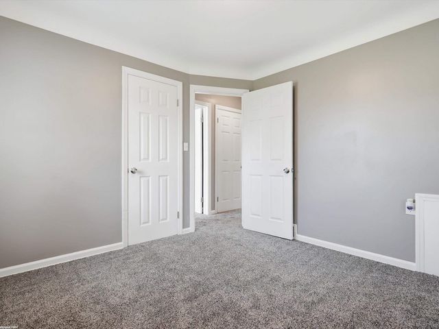 25750 Send Street, Roseville, MI 48066