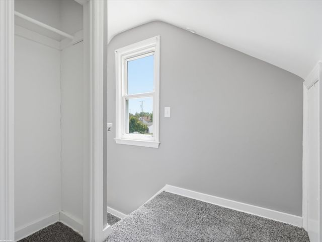 25750 Send Street, Roseville, MI 48066