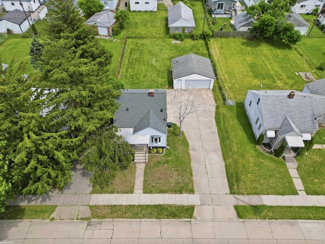 25750 Send Street, Roseville, MI 48066
