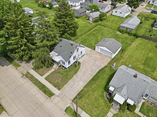25750 Send Street, Roseville, MI 48066