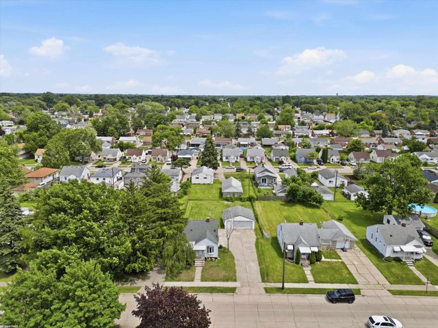 25750 Send Street, Roseville, MI 48066