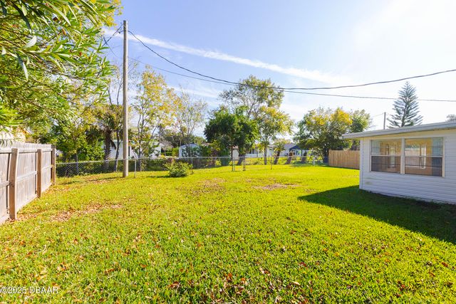 2347 Brian Avenue, South Daytona, FL 32119