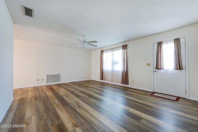 2347 Brian Avenue, South Daytona, FL 32119