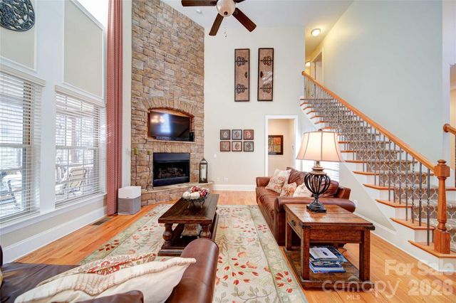 4763 River Hills Drive, Denver, NC 28037