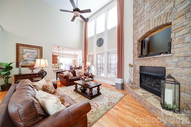 4763 River Hills Drive, Denver, NC 28037