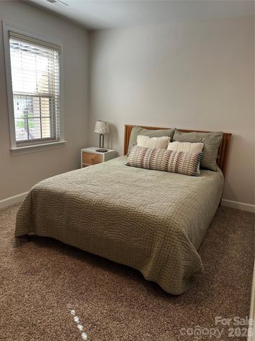 4763 River Hills Drive, Denver, NC 28037