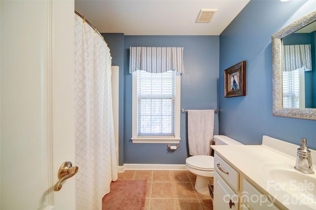 4763 River Hills Drive, Denver, NC 28037