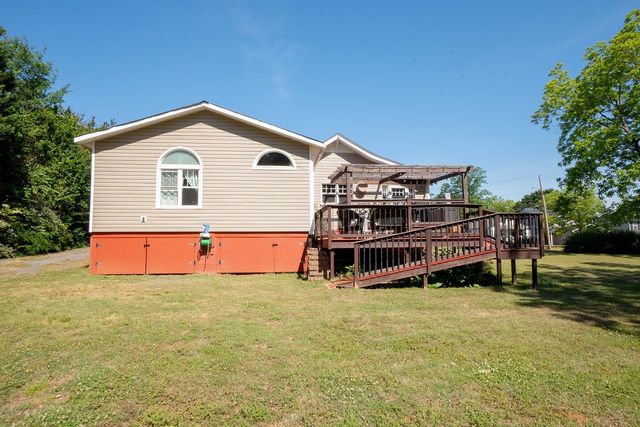 30 Bridges Street, Inman, SC 29349