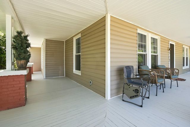 30 Bridges Street, Inman, SC 29349