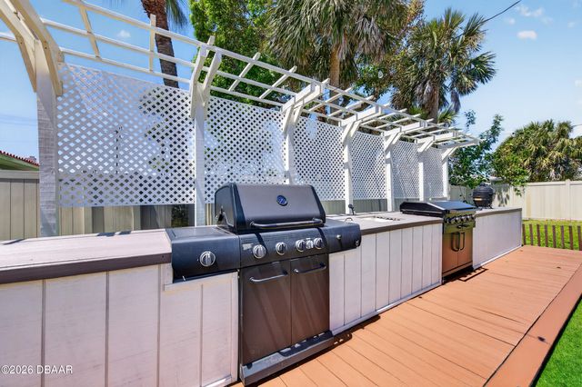 307 Williams Avenue, Daytona Beach, FL 32118