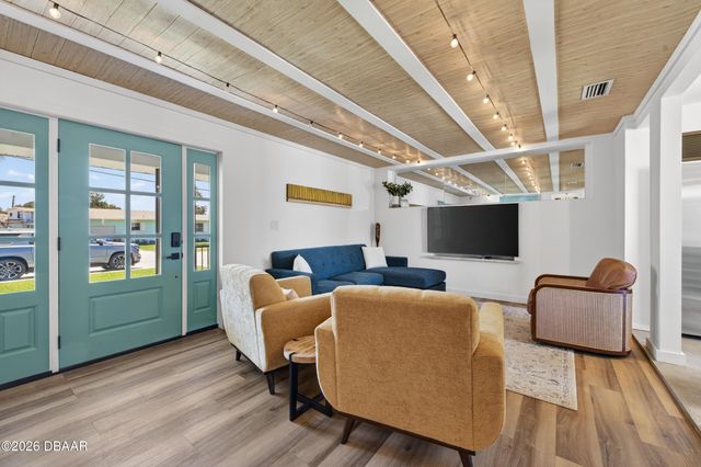 307 Williams Avenue, Daytona Beach, FL 32118