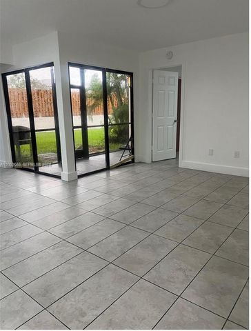 1200 N Liberty Ave 1200G, Homestead, FL 33034