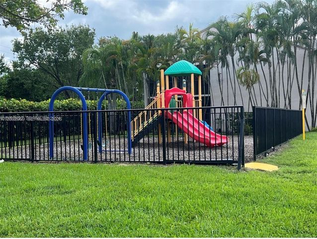 1200 N Liberty Ave 1200G, Homestead, FL 33034