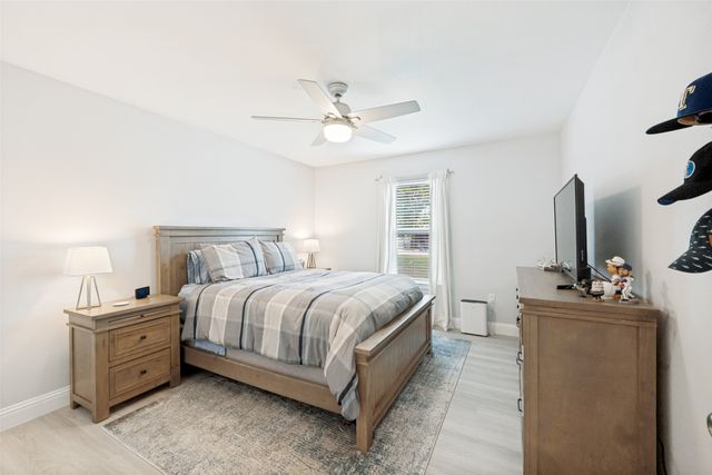 324 Hillcroft Road, Fort Worth, TX 76108